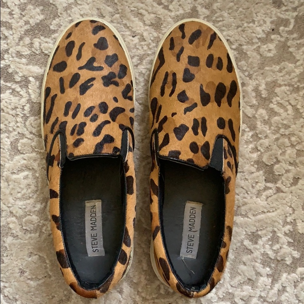 GUC STEVE MADDEN ANIMAL PRINT GILLS SNEAKERS